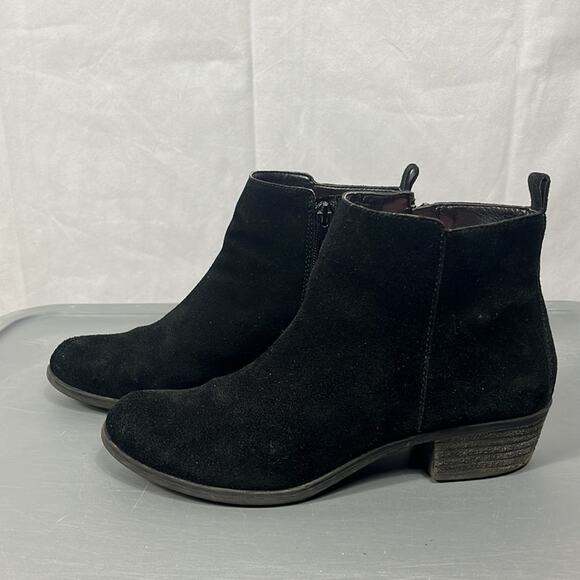 Vince Camuto Brystal Boot in Black. - Picture 5 of 11